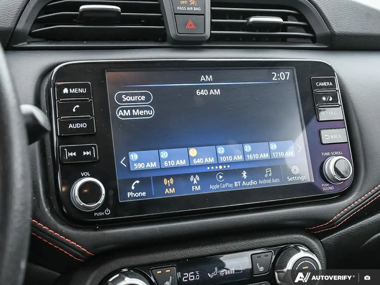 Nissan Versa снимка Nissan Versa