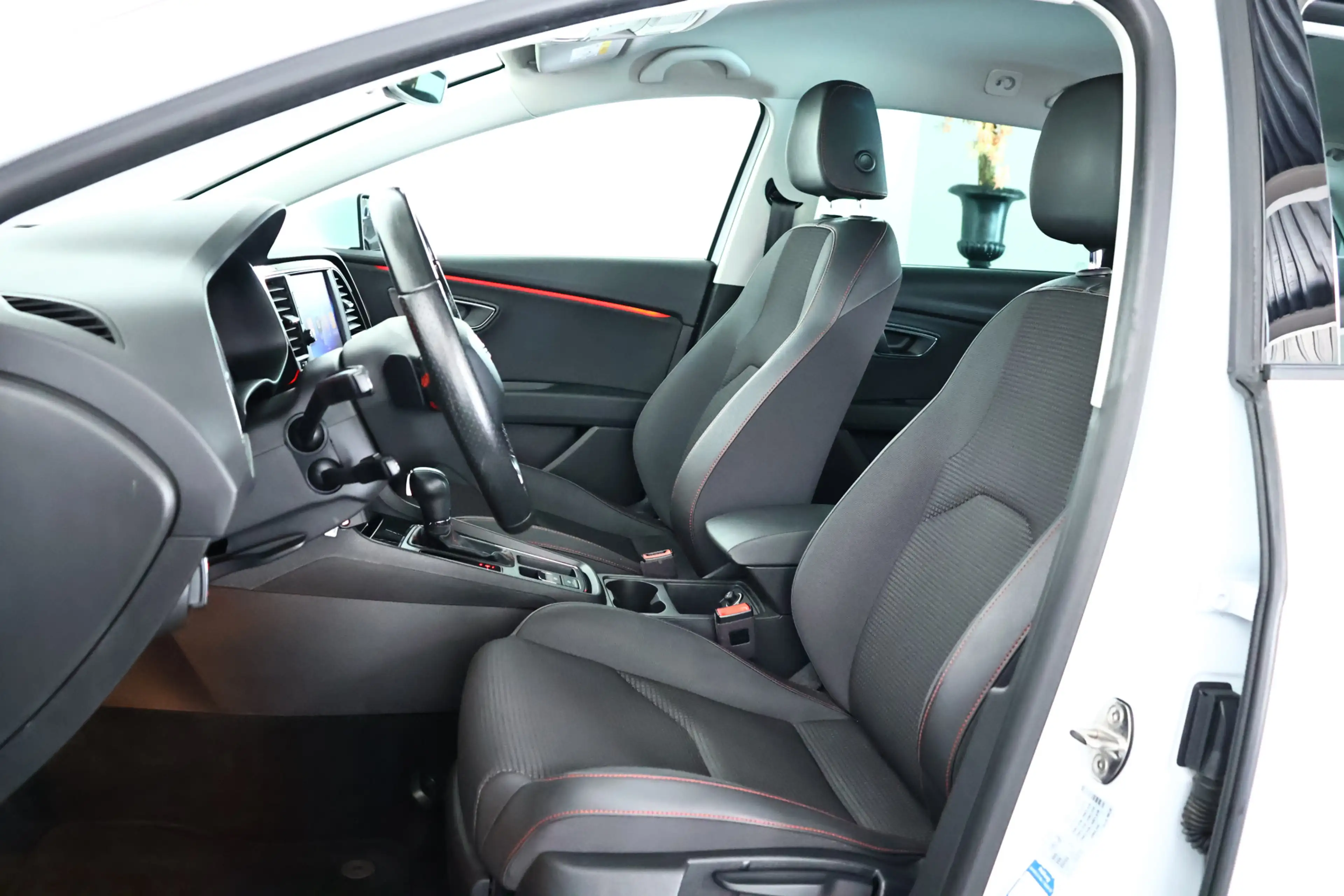 SEAT Leon ST 1.4 EcoTSI FR Navi / Automaat / ACC / CarPlay / — photo 3