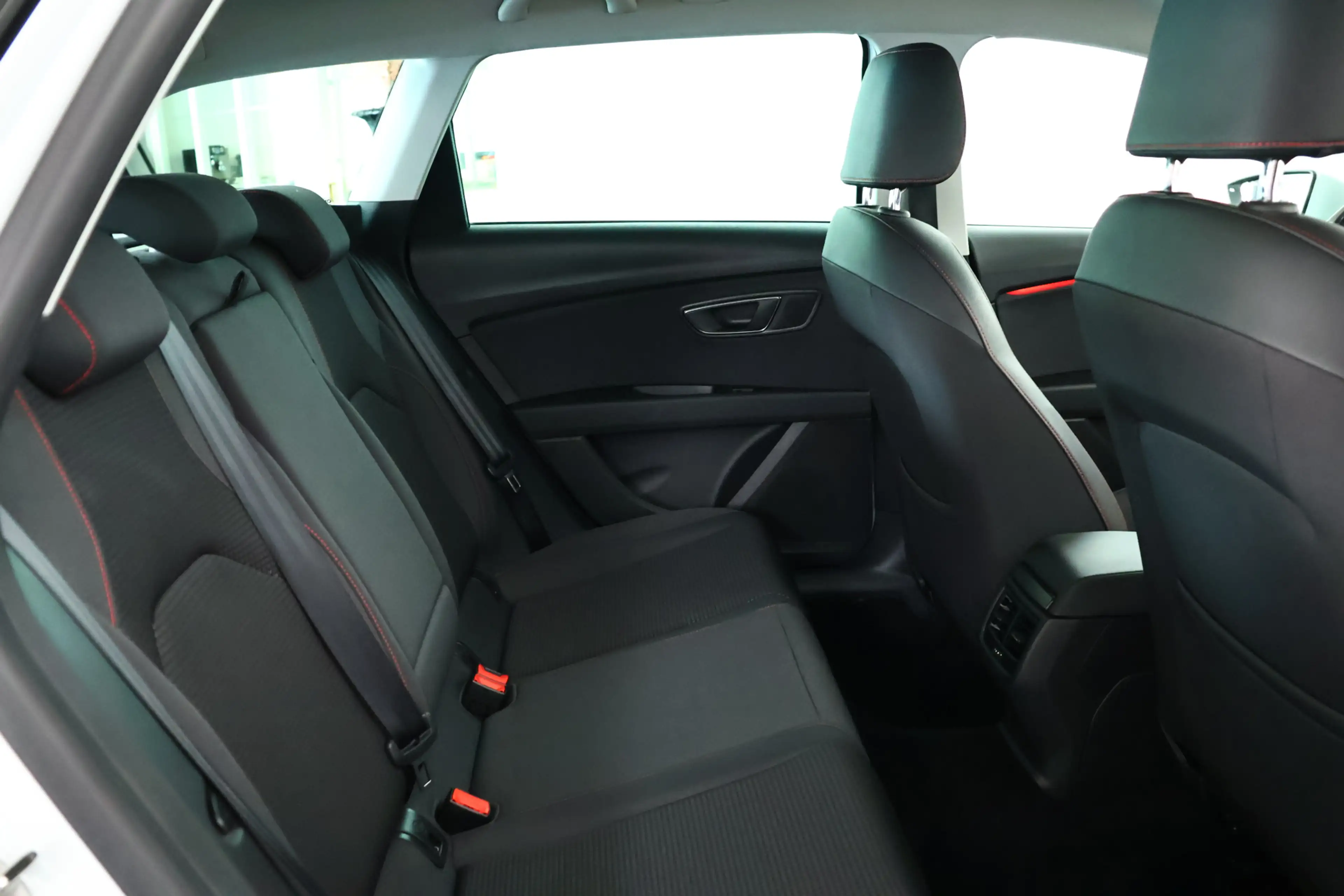 SEAT Leon ST 1.4 EcoTSI FR Navi / Automaat / ACC / CarPlay / — photo 13
