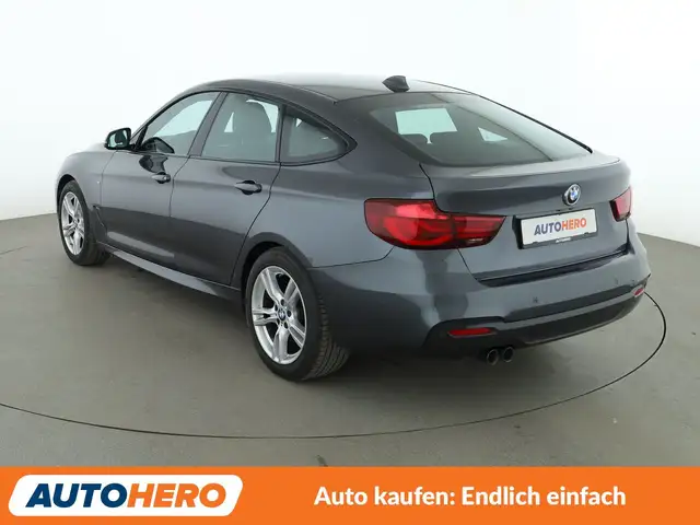 BMW 3 Series view 4