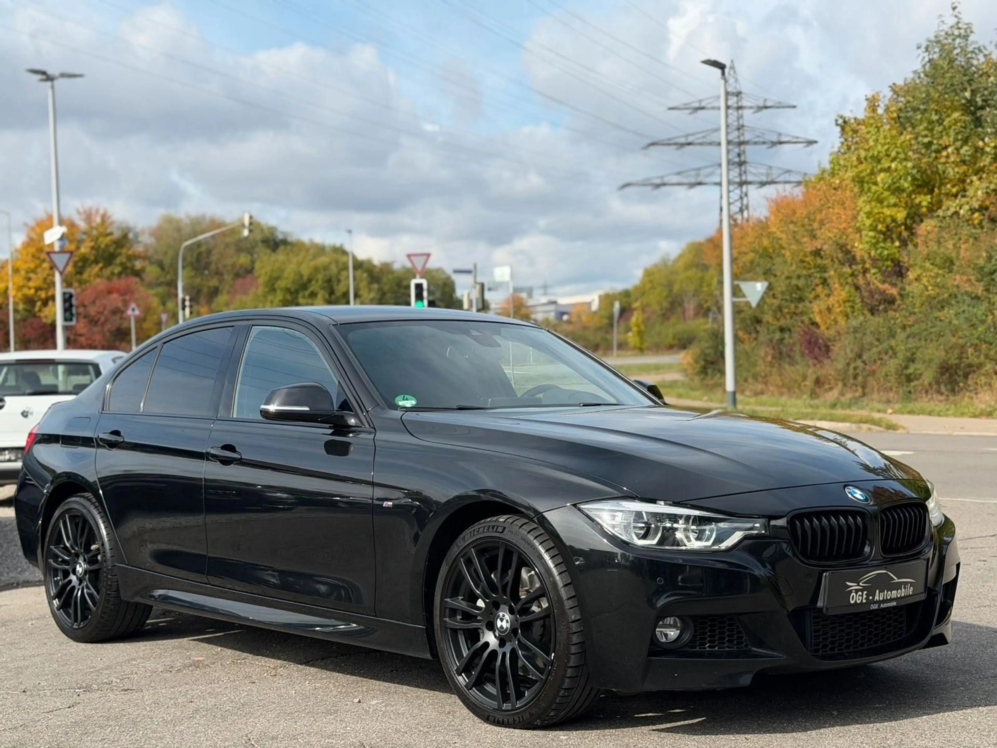 BMW 335 d xDrive M Sport Paket 3er Lim. HUD/LED/NAVI — photo 4