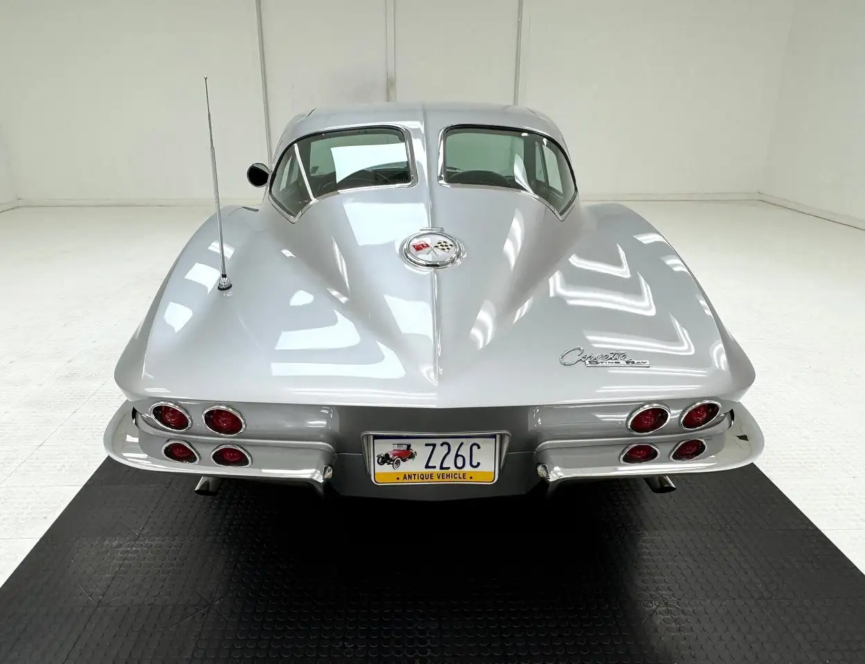 Chevrolet Corvette Coupe, foto 4
