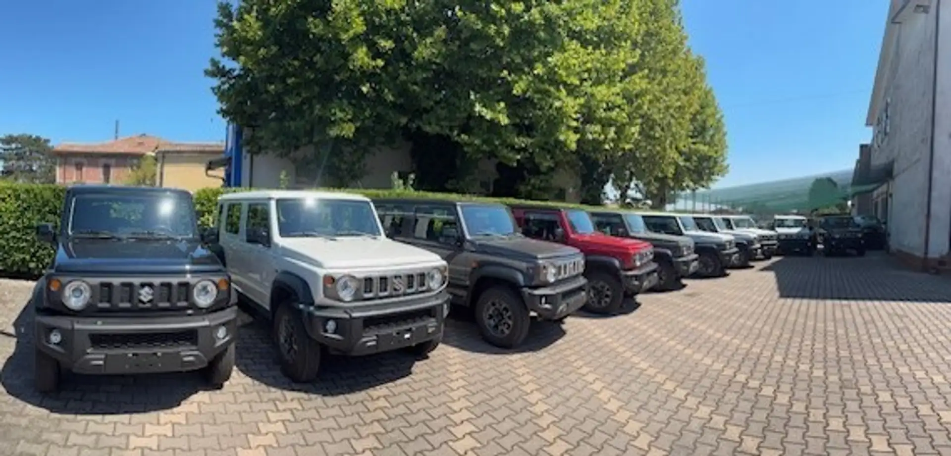 Suzuki Jimny 5 porte “All Grip” GLX 4WD – ADVENTURE Verde - 2