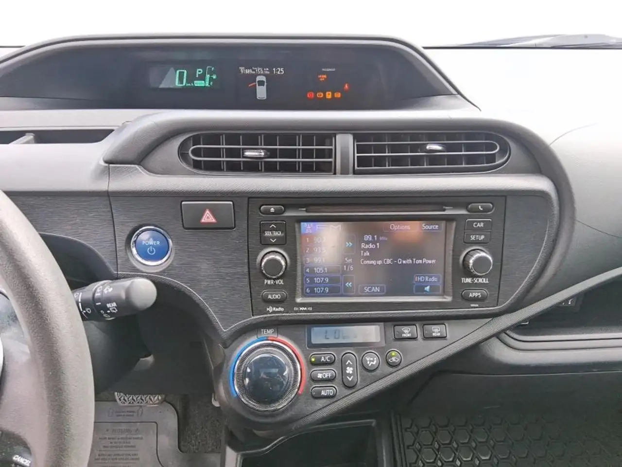 Toyota Prius c снимка Toyota Prius c