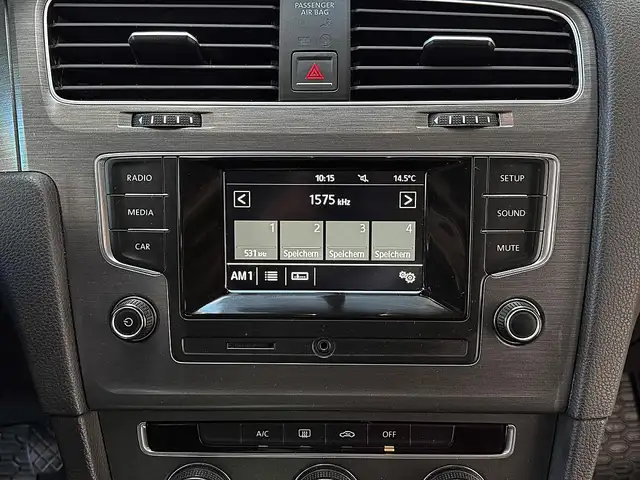 Volkswagen Golf view 13