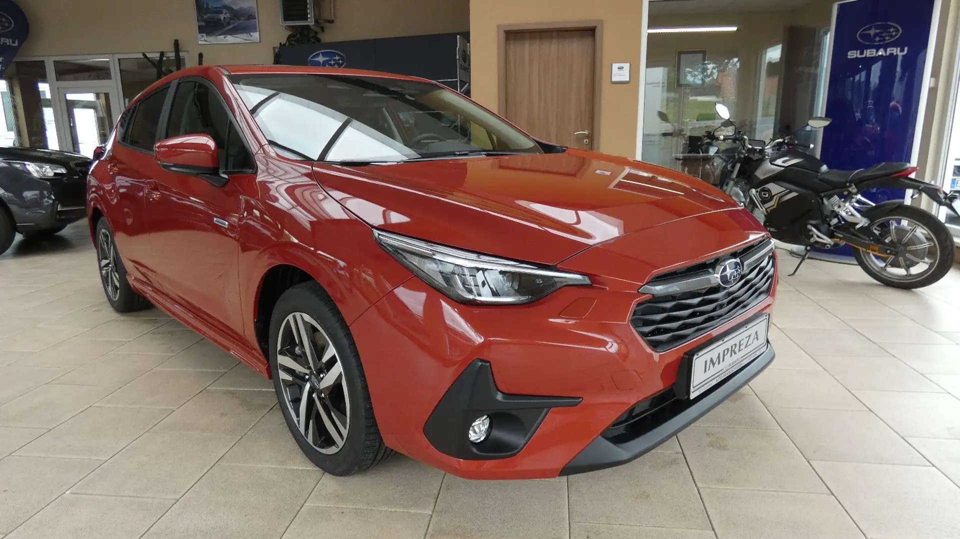 Subaru Impreza 2.0ie Platinum Lineartronic Orange - 2
