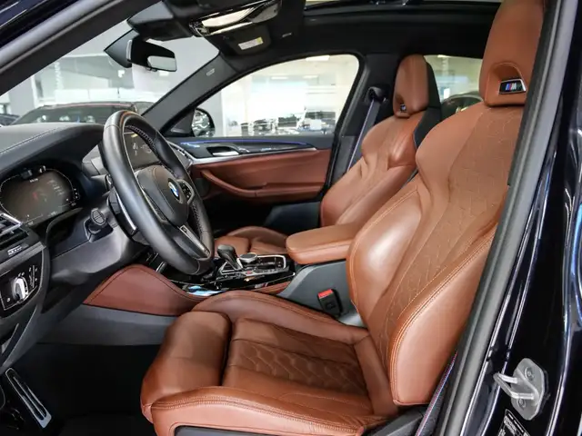 BMW X4 M view 9