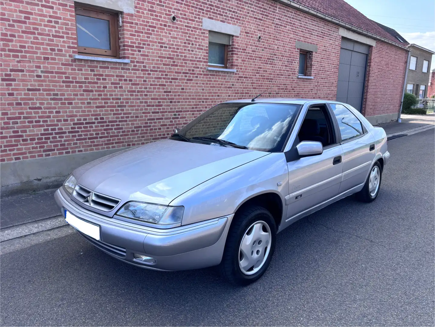 Citroen Xantia 1.8 Collection Gekeurd voor verkoop Tel 0487383935 Zilver - 1