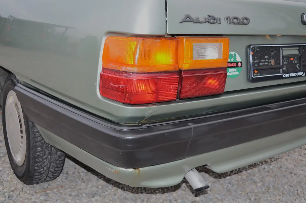 Audi 100 1.8 i 5-Gang *H-Zulassung*praktisch 1.Hand*TÜV, foto 11