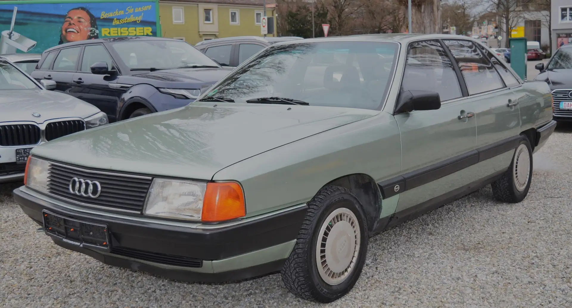 Audi 100 1.8 i 5-Gang *H-Zulassung*praktisch 1.Hand*TÜV Зелений - 1
