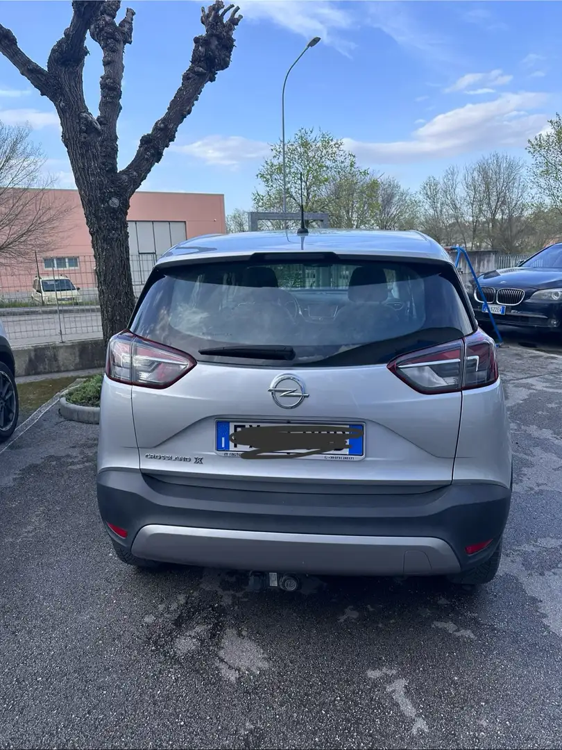 Opel Crossland X del 2019 cambio automatico gancio traino - 2