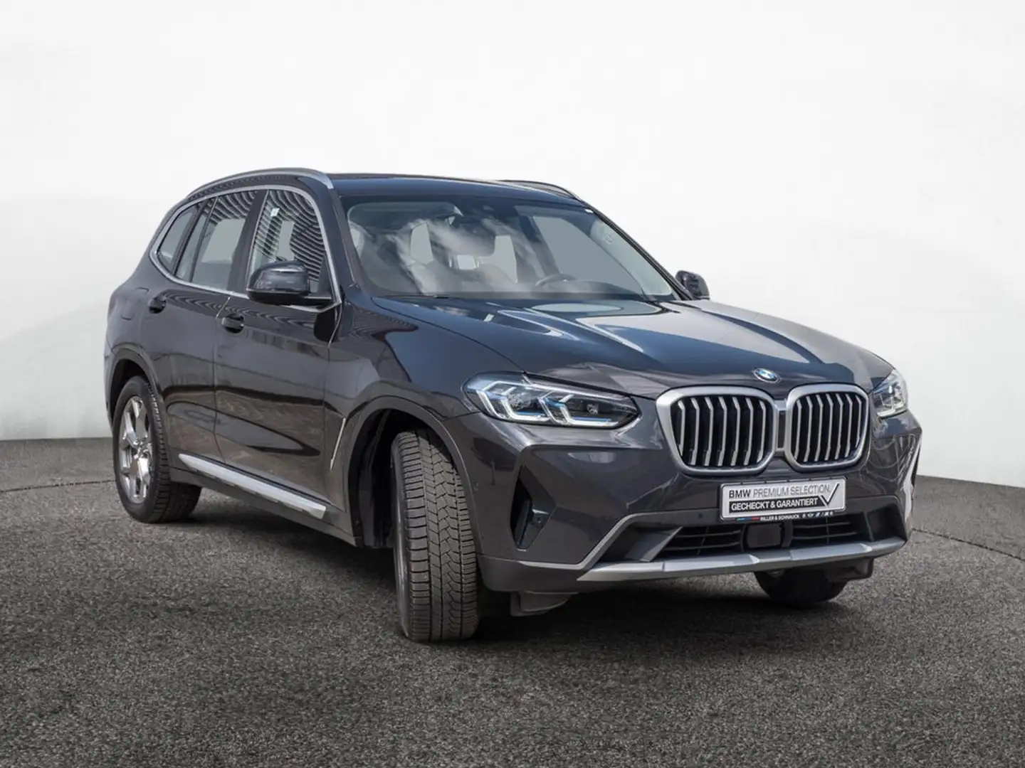 BMW X3 xDrive 20d LASER+AHK+PANO+ACC+HUD Grau - 2