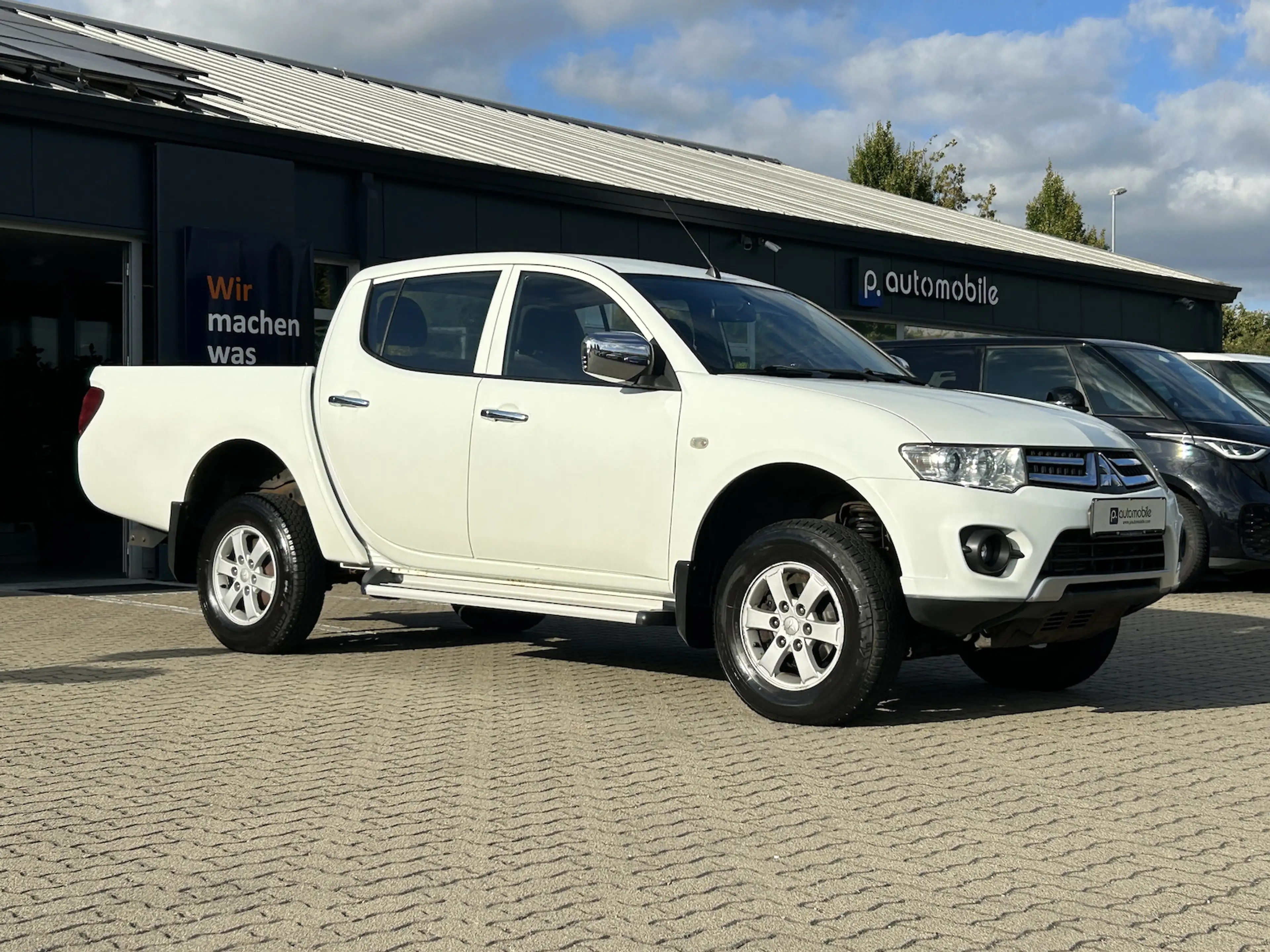 Mitsubishi L200 Doppelkabine 2.5 4WD*AHK* — photo 3
