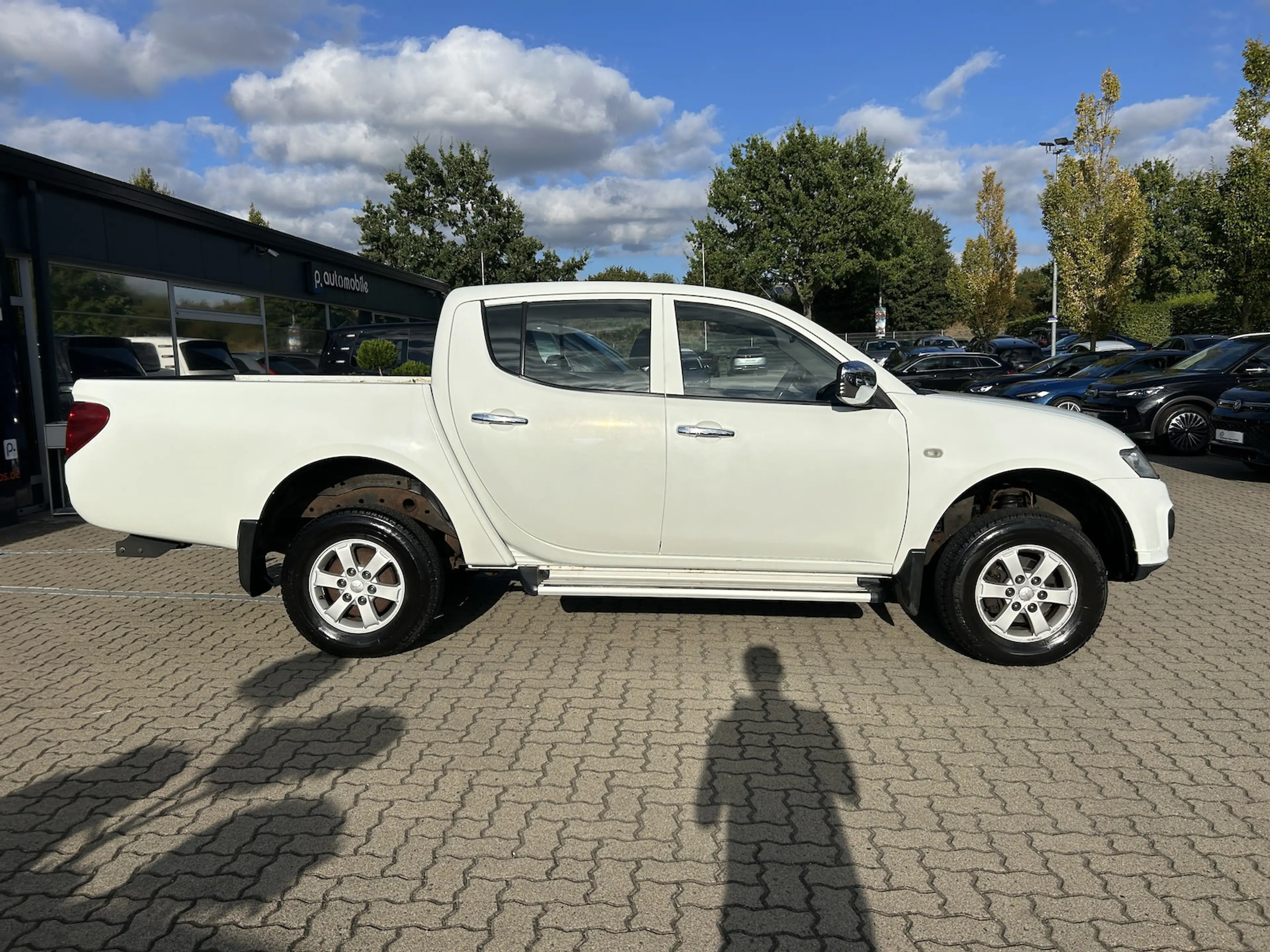 Mitsubishi L200 Doppelkabine 2.5 4WD*AHK* — photo 14