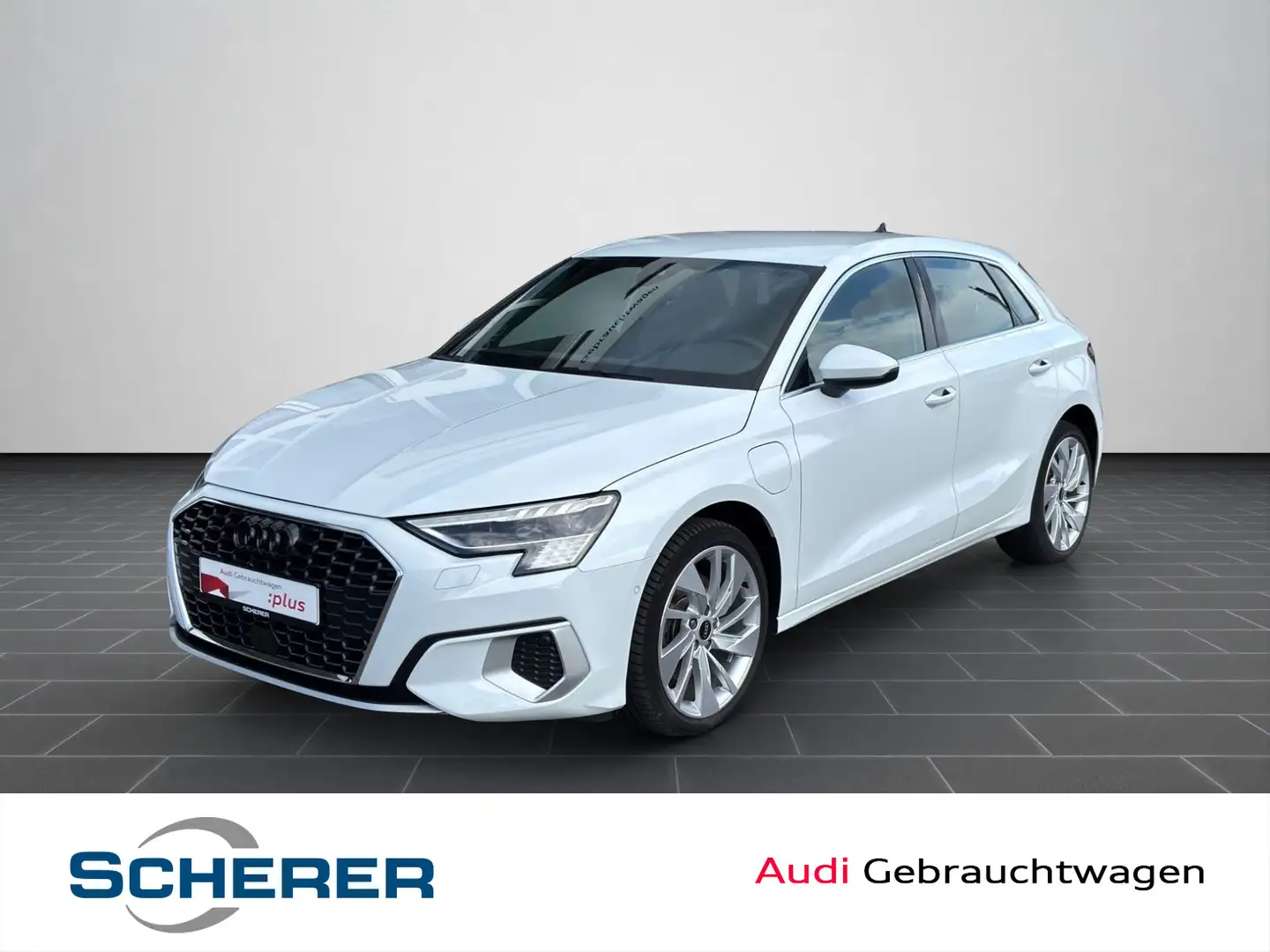 Audi A3 40 TFSIe advanced S line int. MATRI Weiß - 1