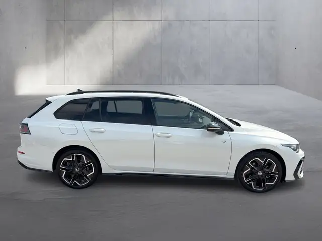 Volkswagen Golf view 6
