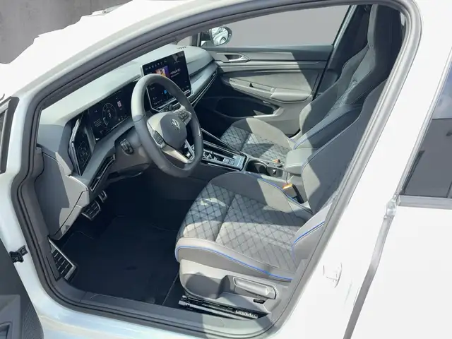 Volkswagen Golf view 9