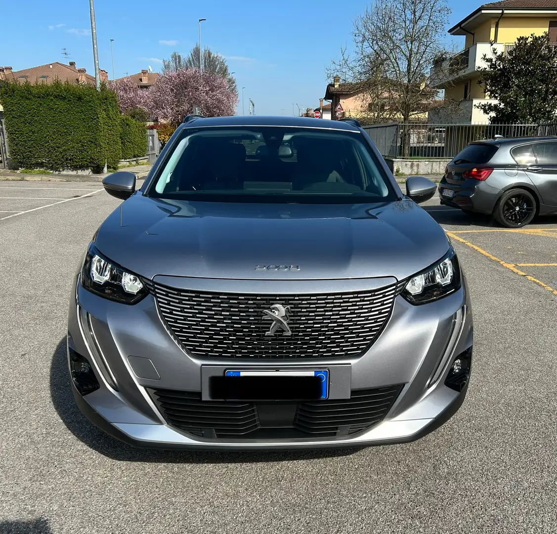 Peugeot e-2008 Allure Pack - 2