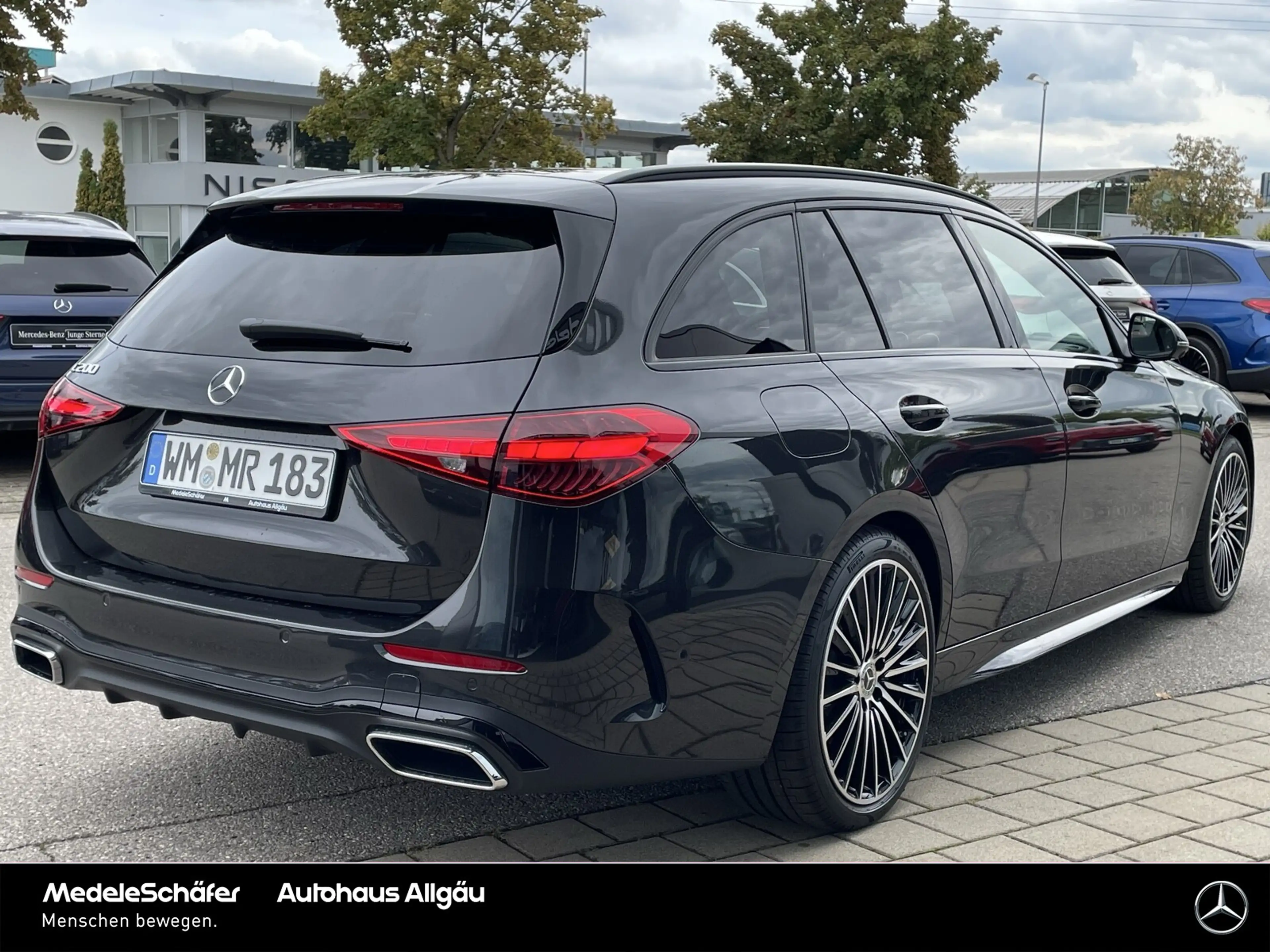 Mercedes-Benz C 200 C 200 T AMG Night AdvPlus Dist AHK Memo 360° 19" — photo 12