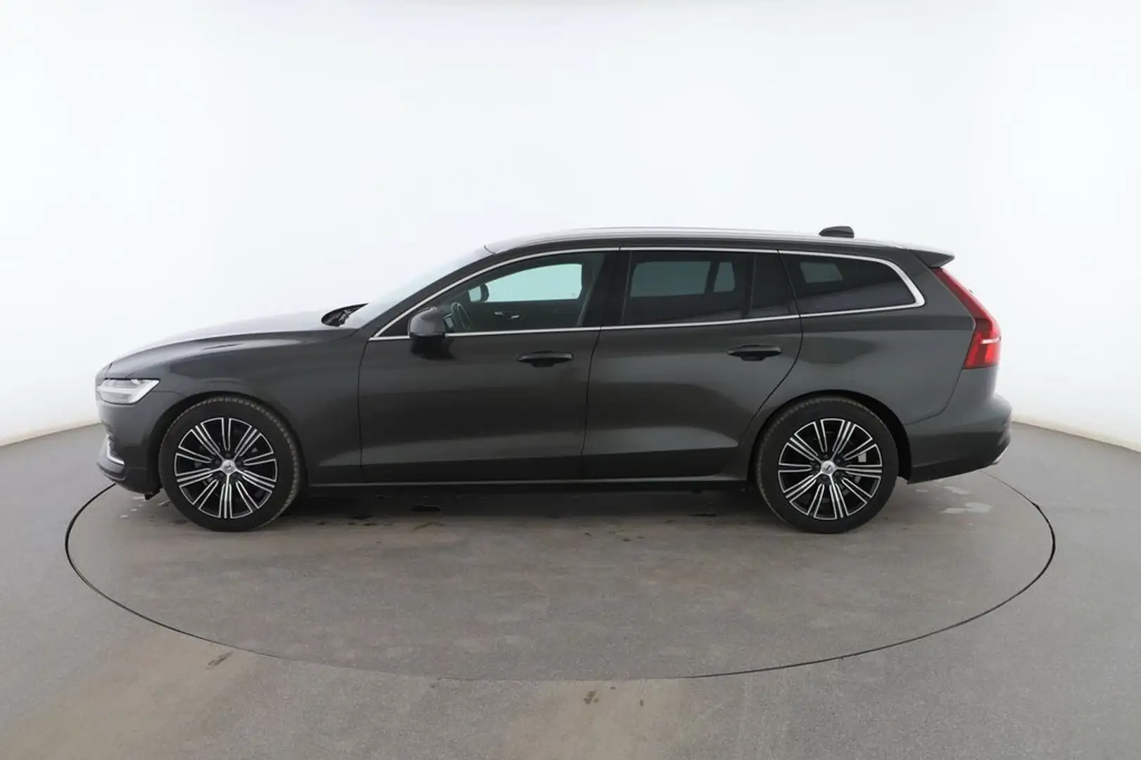 Volvo V60 2.0 D3 Inscription Gris - 2