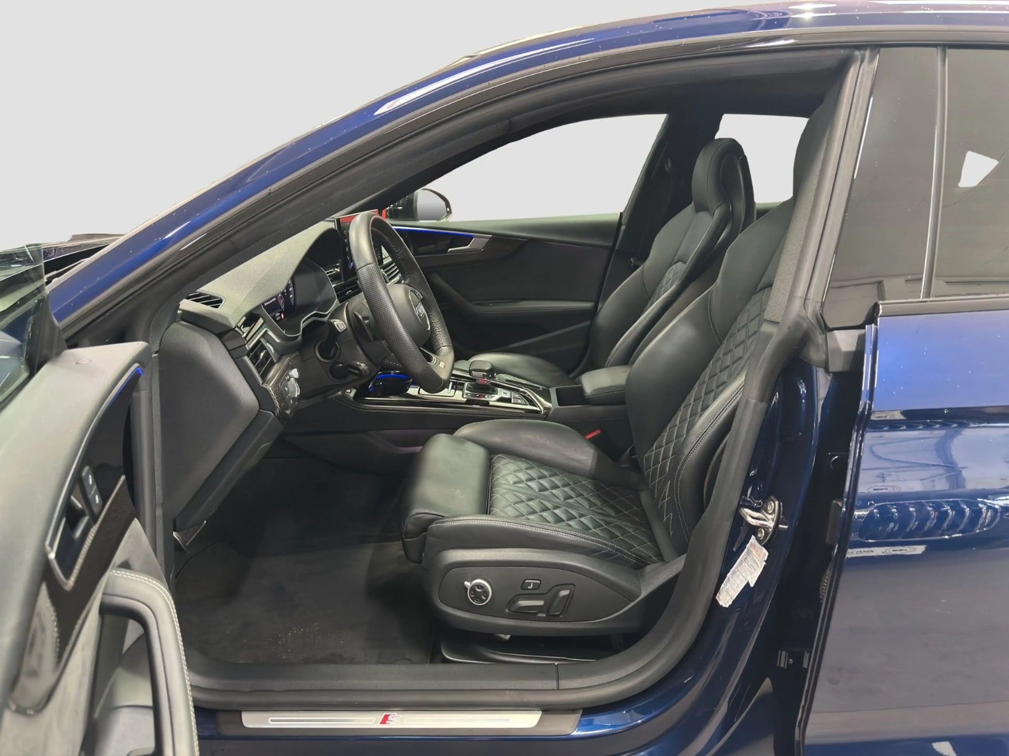 Audi S5 SB 3.0TDI LASER ACC PANO B&O 360° MASSAGE HUD — photo 11
