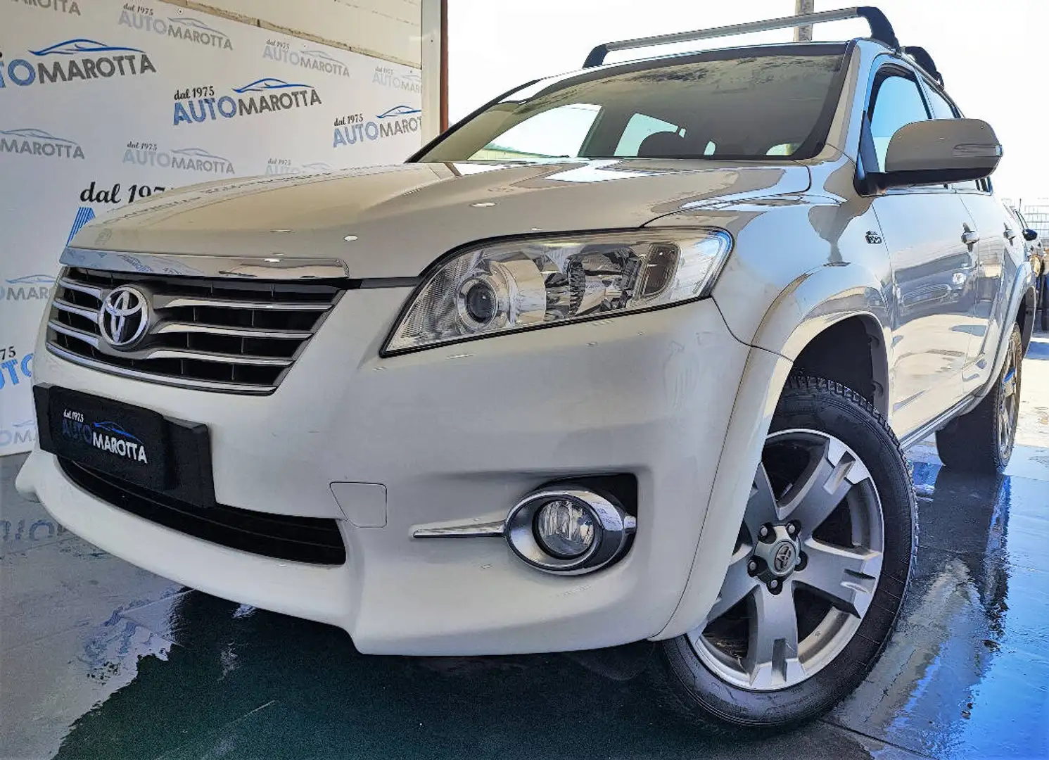 Toyota RAV 4 2.2 d-4d Executive auto TAGLIANDI TOYOTA X EURO 8000! Bianco - 2