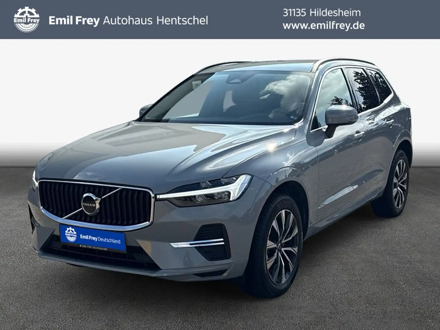 Volvo XC60 XC60 B5 B AWD Core Grijs - 1