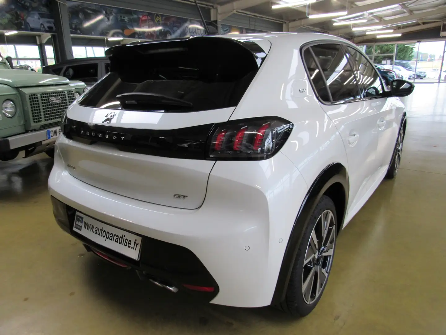 Peugeot iOn 1.2 130 GT EAT8 + OPTIONS Weiß - 2