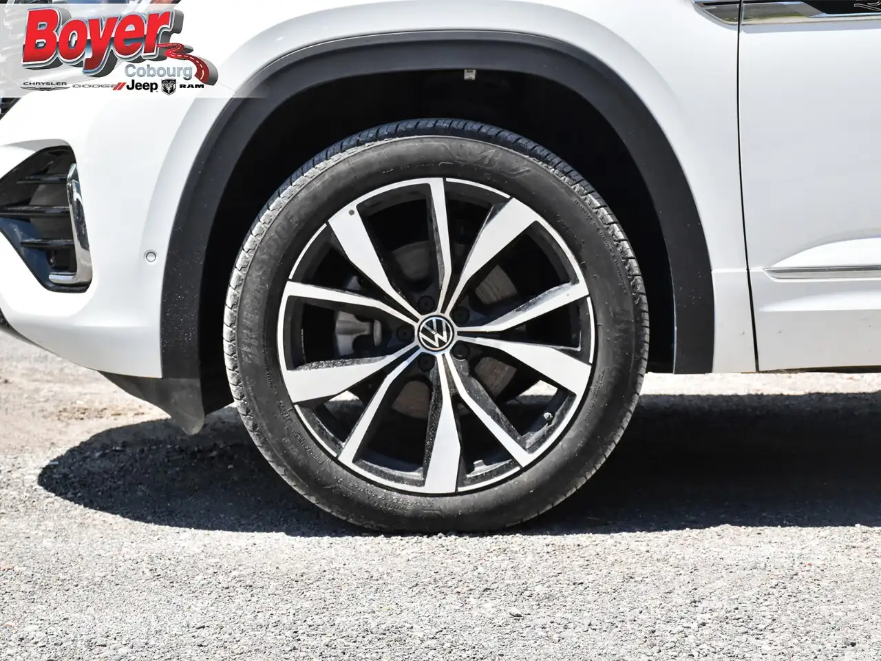 Volkswagen Atlas снимка Volkswagen Atlas