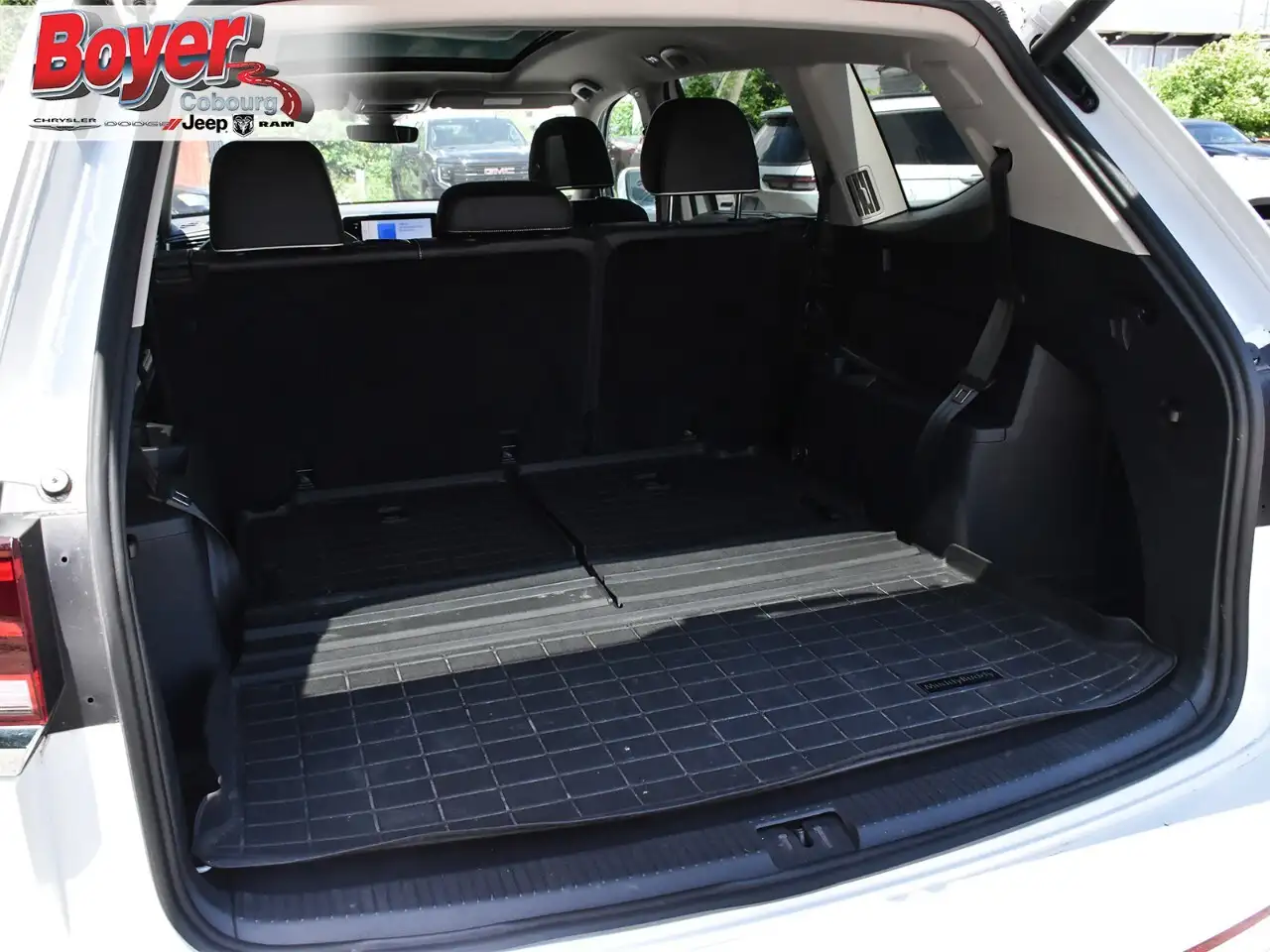 Volkswagen Atlas снимка Volkswagen Atlas