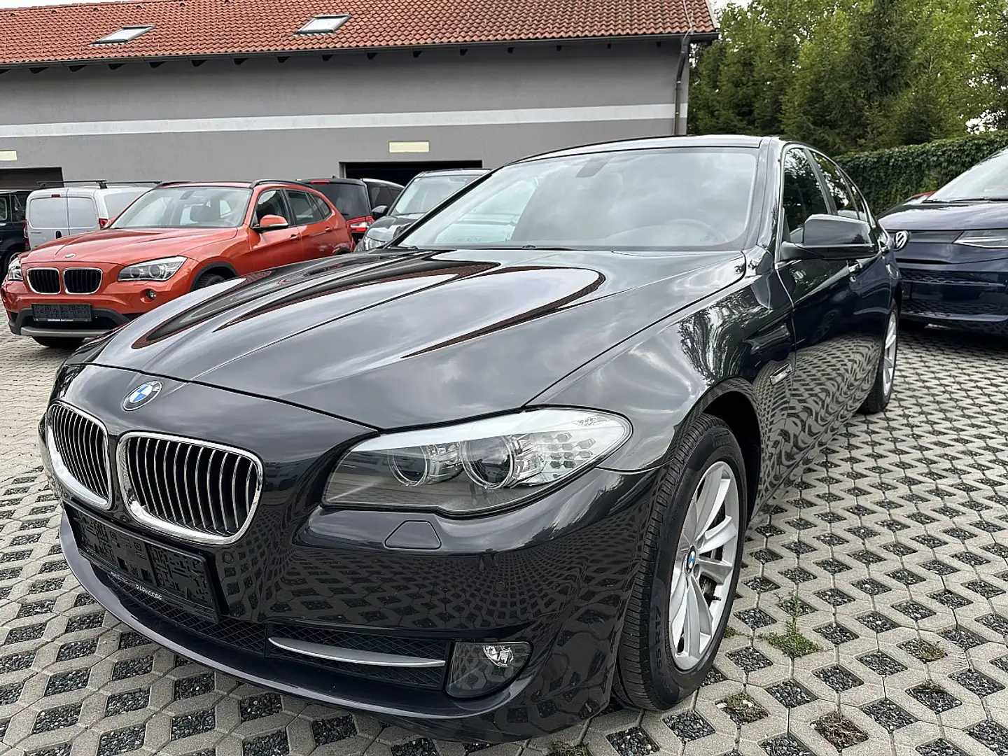 BMW 520 d Österreich-Paket Schwarz - 1