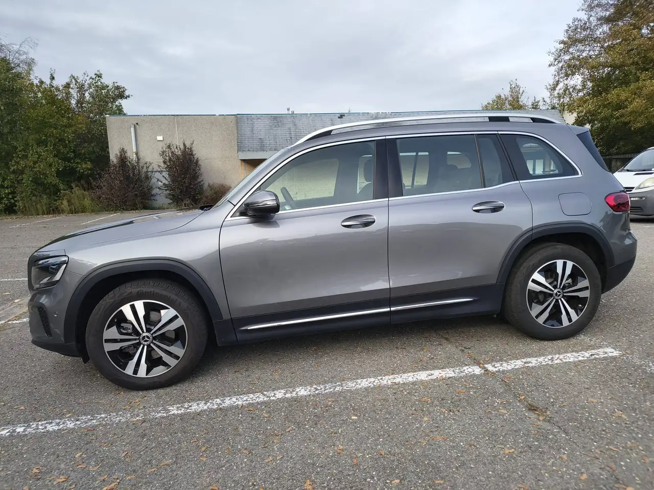 Mercedes-Benz GLB 180