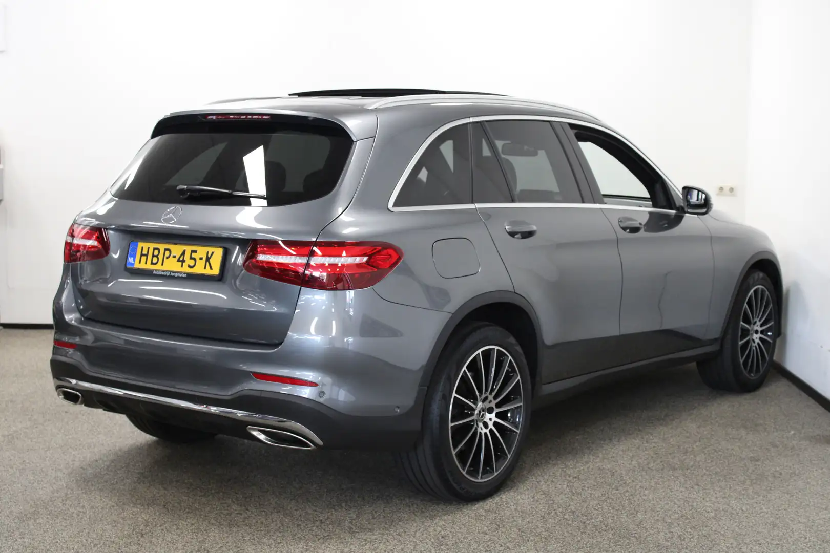 Mercedes-Benz GLC 250 4MATIC Premium Plus Grijs - 2