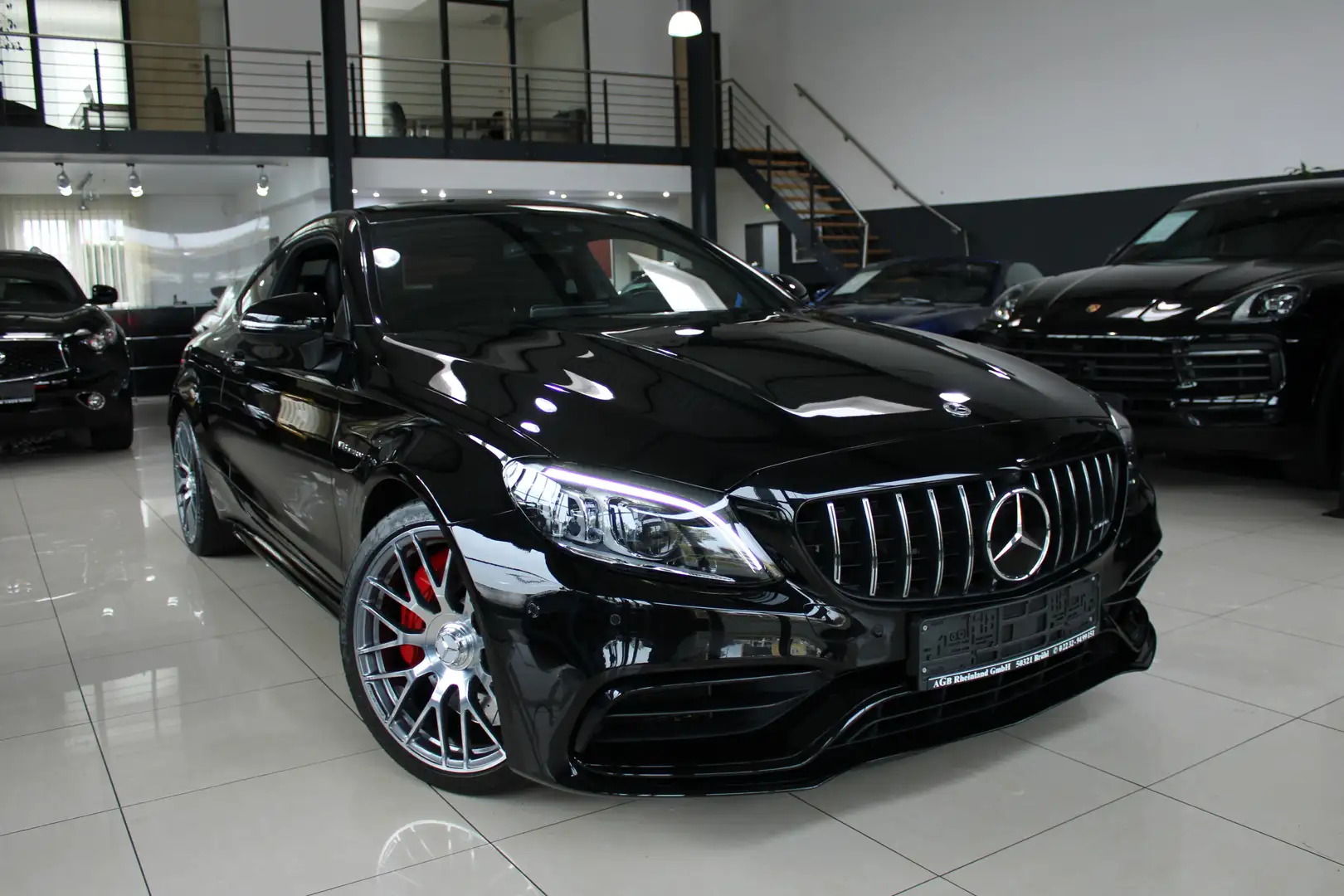 Mercedes-Benz C 63 AMG S COUPE 4.0 V8 BITURBO 510PS FACELIFT PANO CARBON* Schwarz - 1