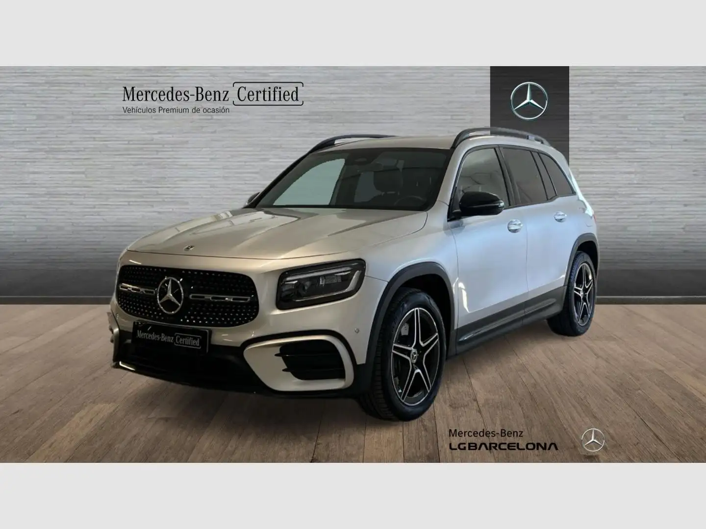 Mercedes-Benz GLB 200 220 d 4MATIC AMG Line Zilver - 1