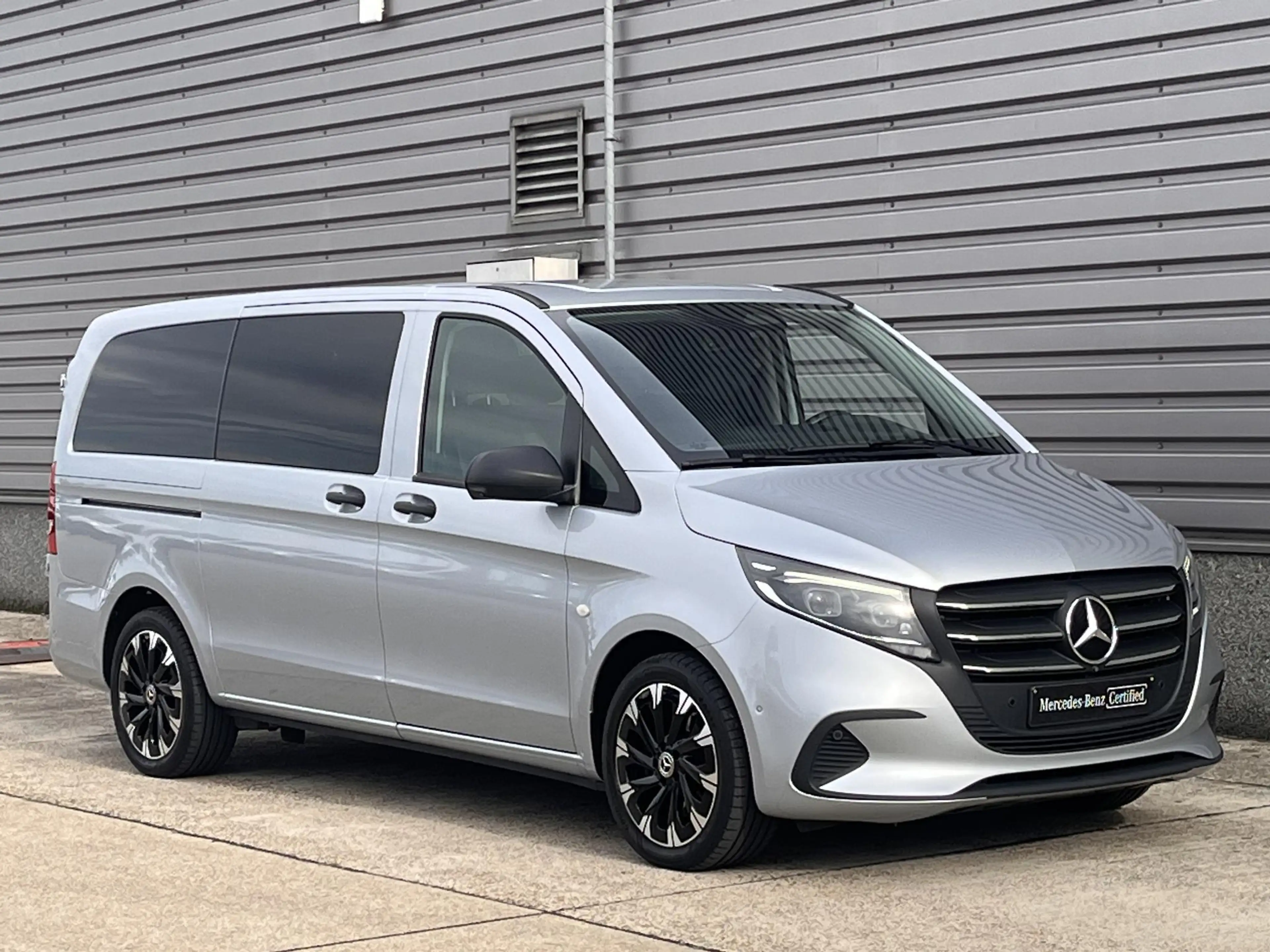 Mercedes-Benz Vito Tourer 119 CDI Select L2 9G-Tronic — photo 7