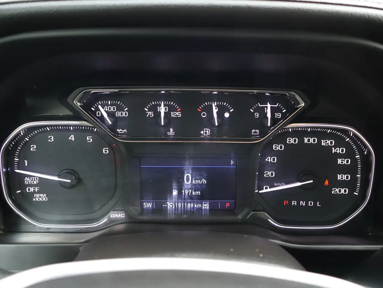 GMC Sierra 1500 fotografie GMC Sierra 1500