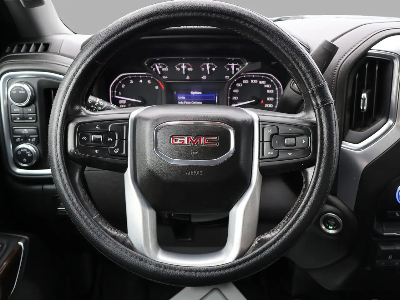 GMC Sierra 1500 fotografie GMC Sierra 1500