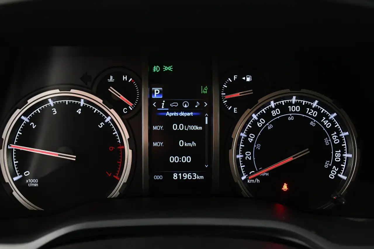 Toyota 4-Runner снимка Toyota 4-Runner