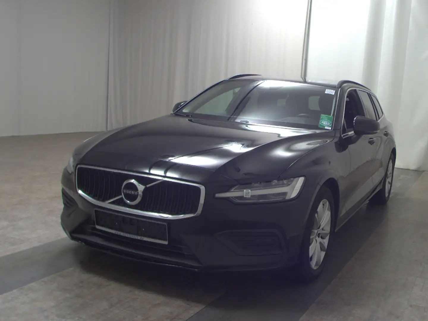 Volvo V60 B4 Core Leder Navi LED RFK Shz Schwarz - 2