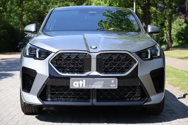 BMW X2 view 11