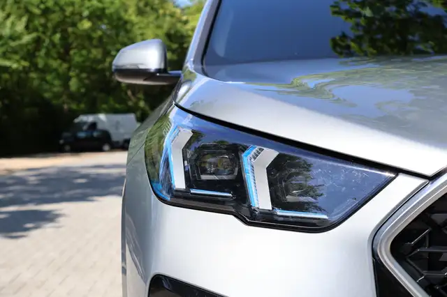 BMW X2 view 12
