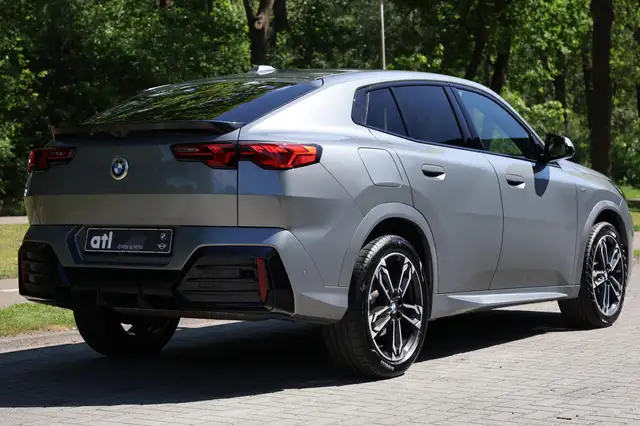 BMW X2 view 8