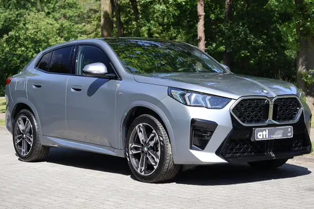 BMW X2 view 10