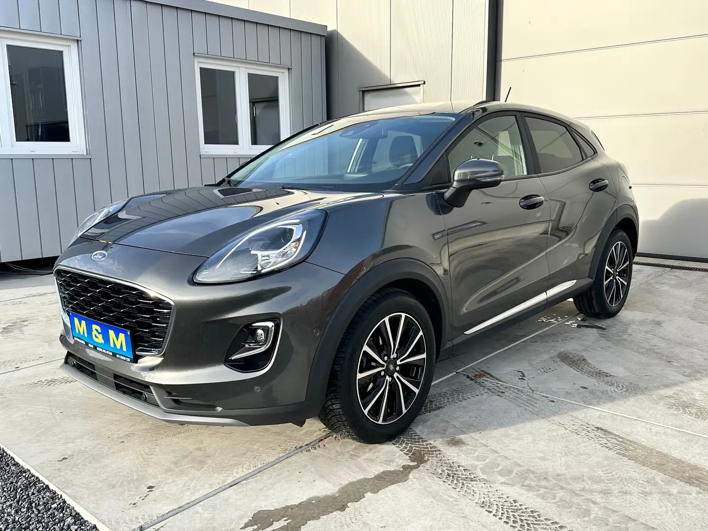 Ford Puma Puma 1.0 EcoBoost Hybrid TITANIUM **12m garantie** Gris - 1