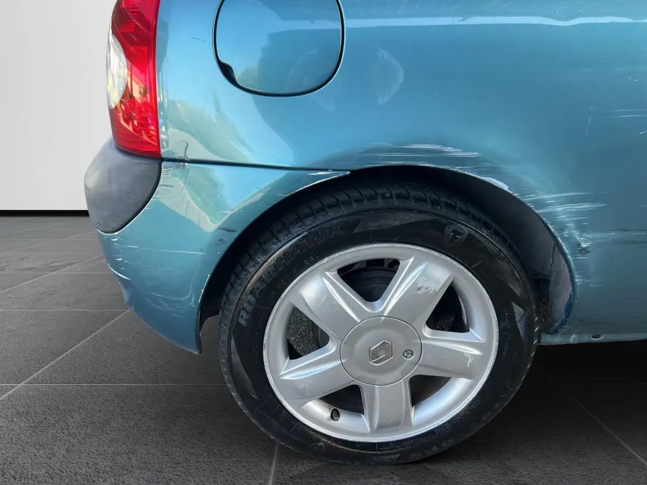 Renault Clio Citadine 3 portes — photo 22