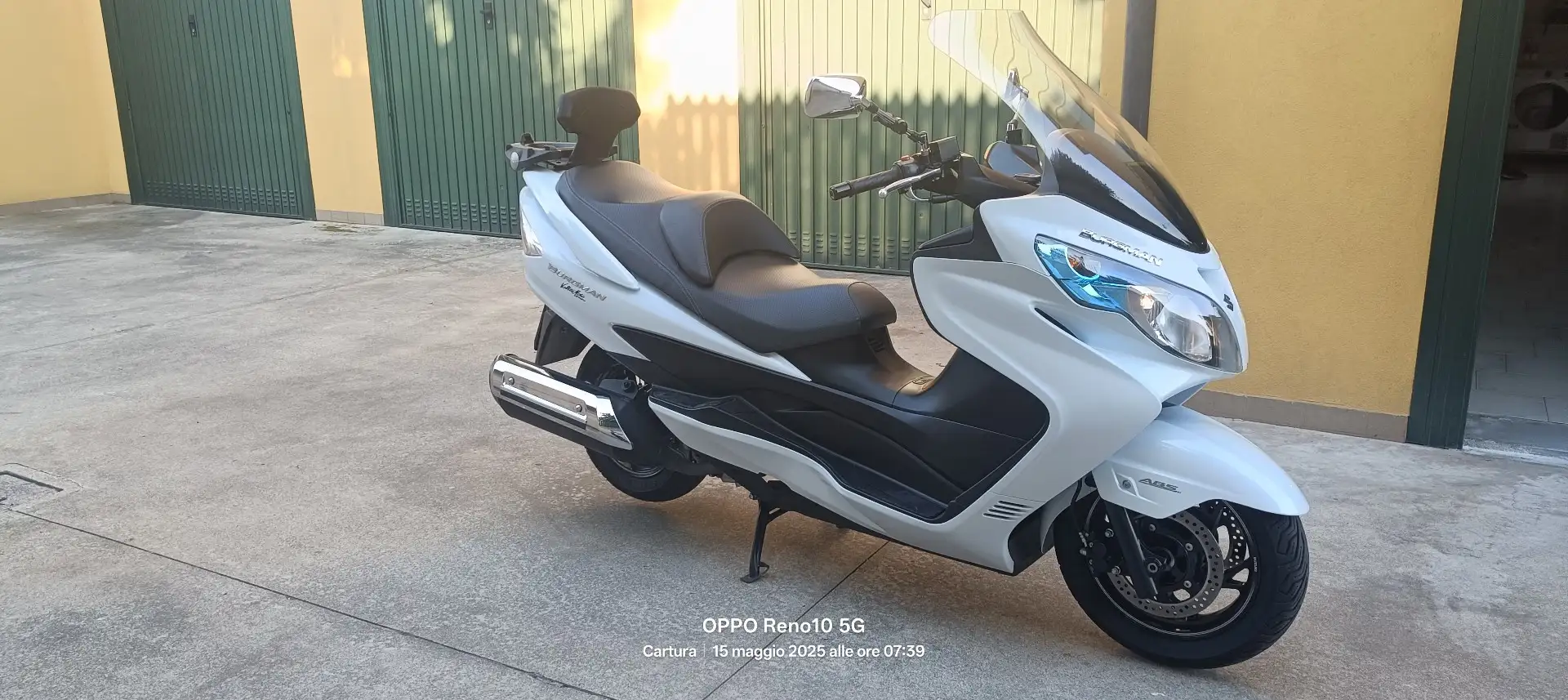 Suzuki Bandit 400 ABS Alb - 2