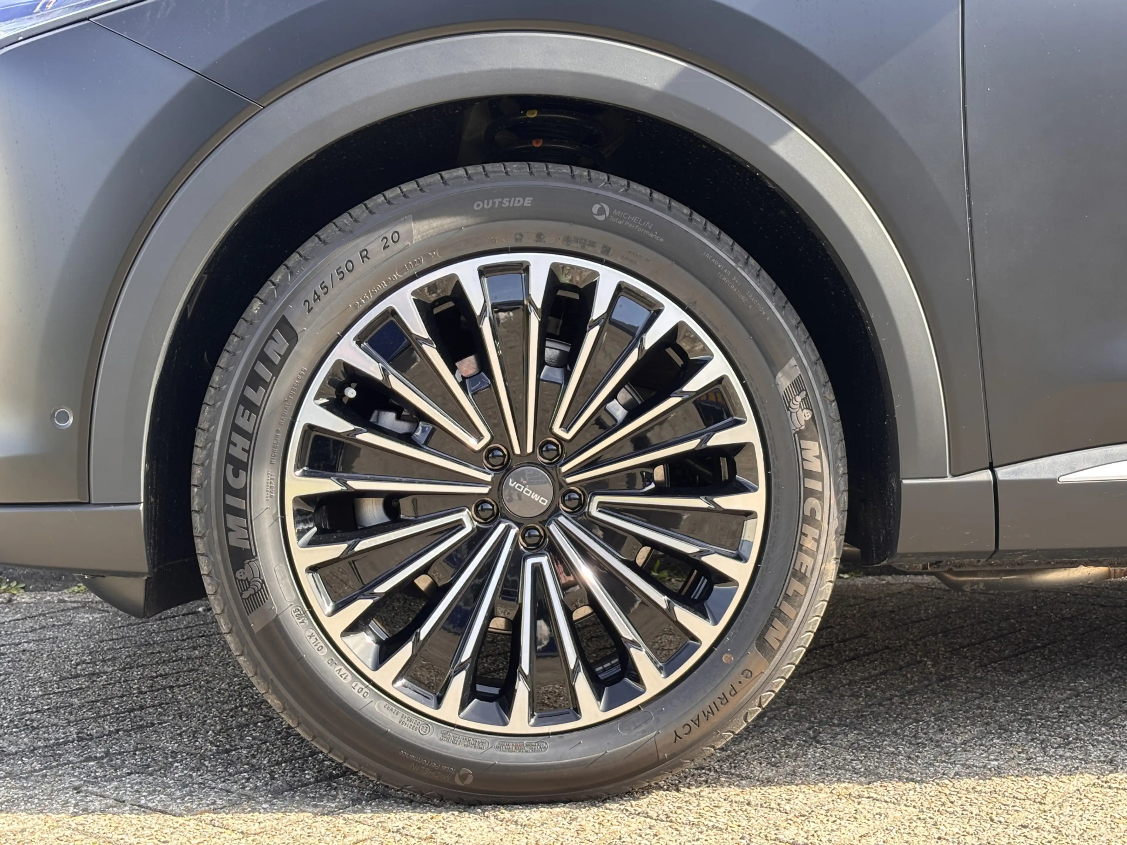Omoda 9 SHS Premium Plug-In Hybride Automaat met 1100 km R — photo 15