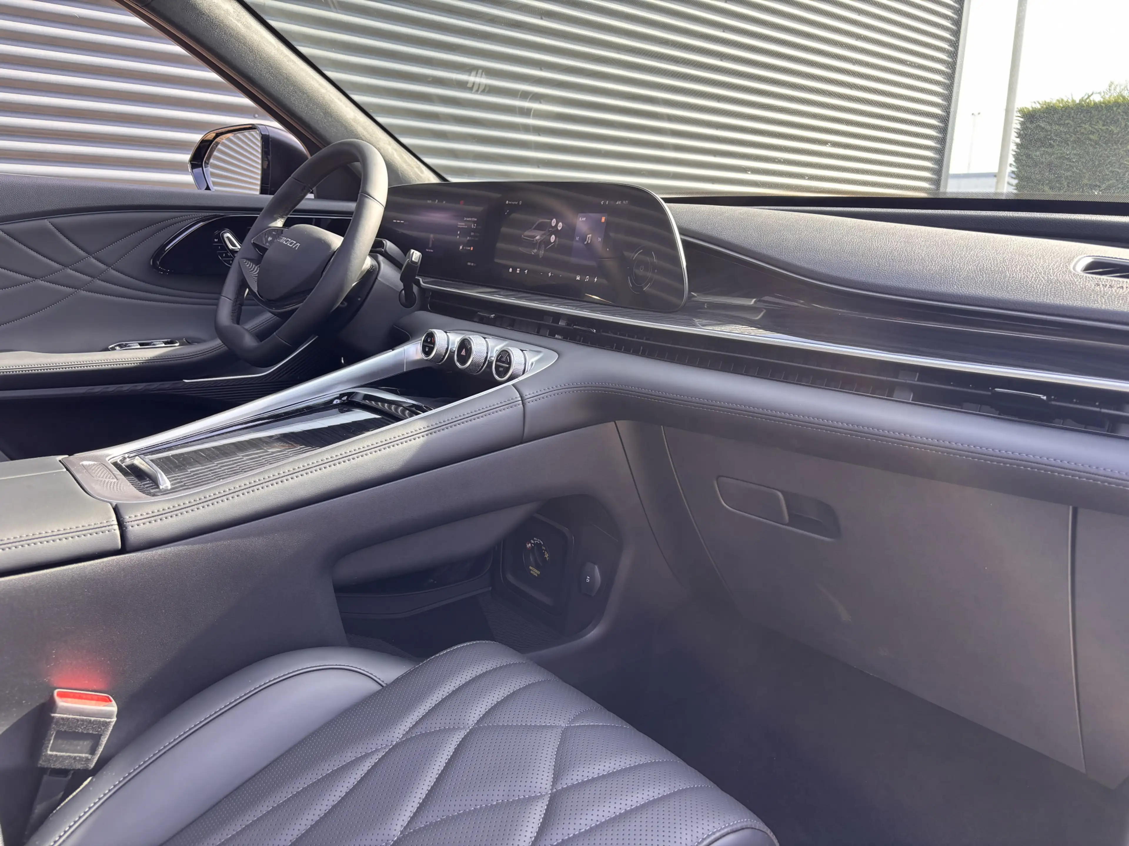 Omoda 9 SHS Premium Plug-In Hybride Automaat met 1100 km R — photo 4