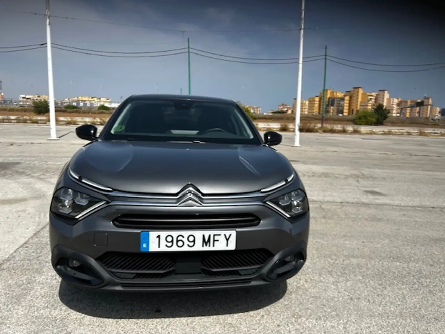Citroen C4 X 1.5 BlueHDI S&S Feel Pack EAT8 130 Marrón - 1